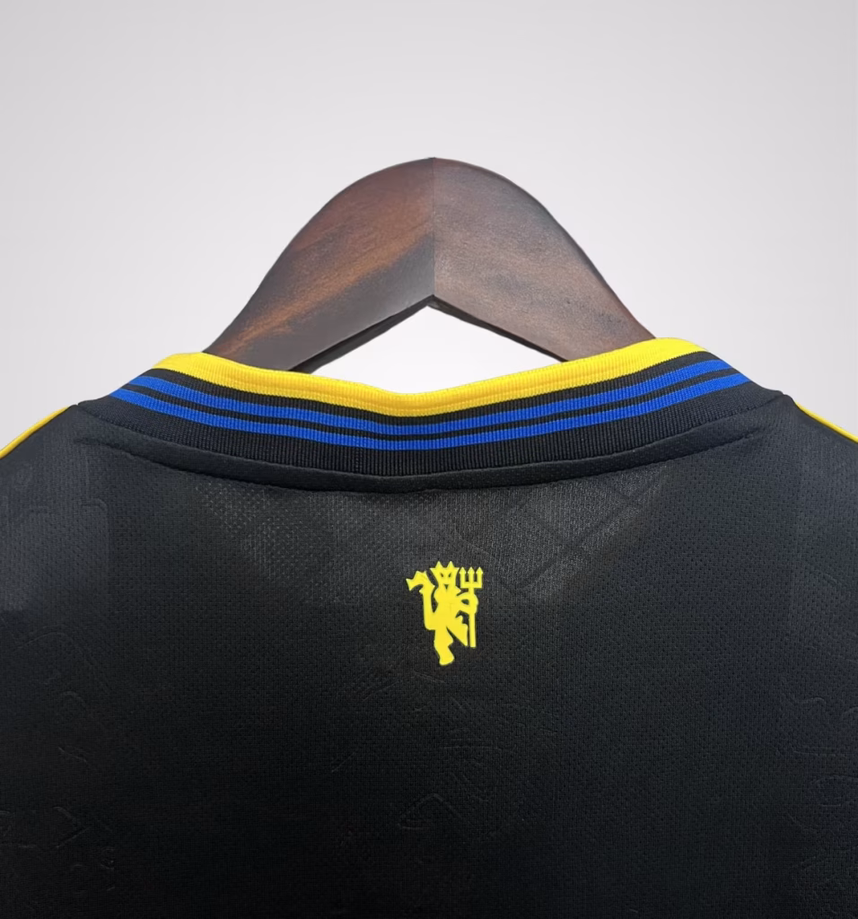 Manchester United 25-26 Third Kit