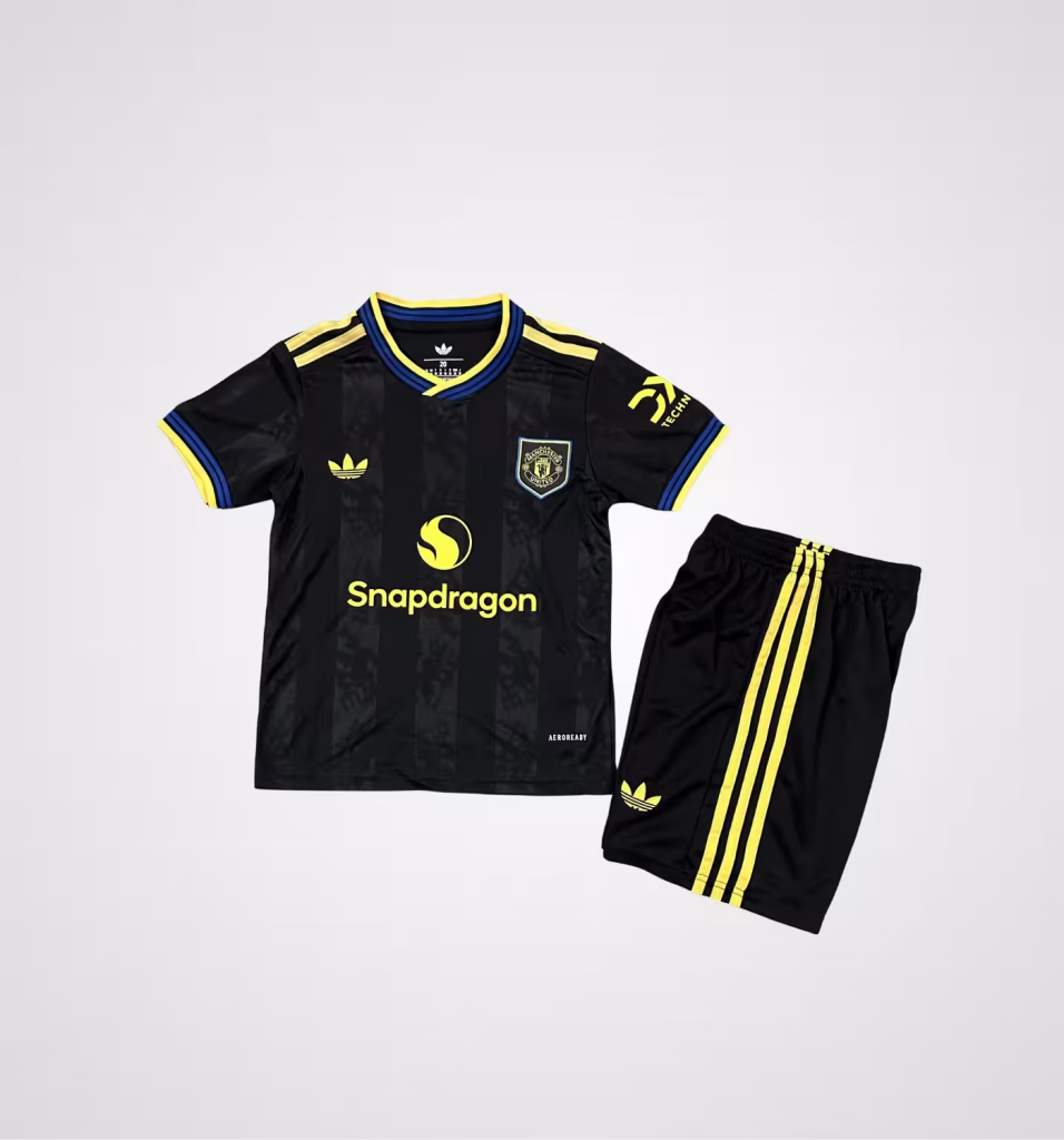 Manchester United 25-26 Third Kit Kids