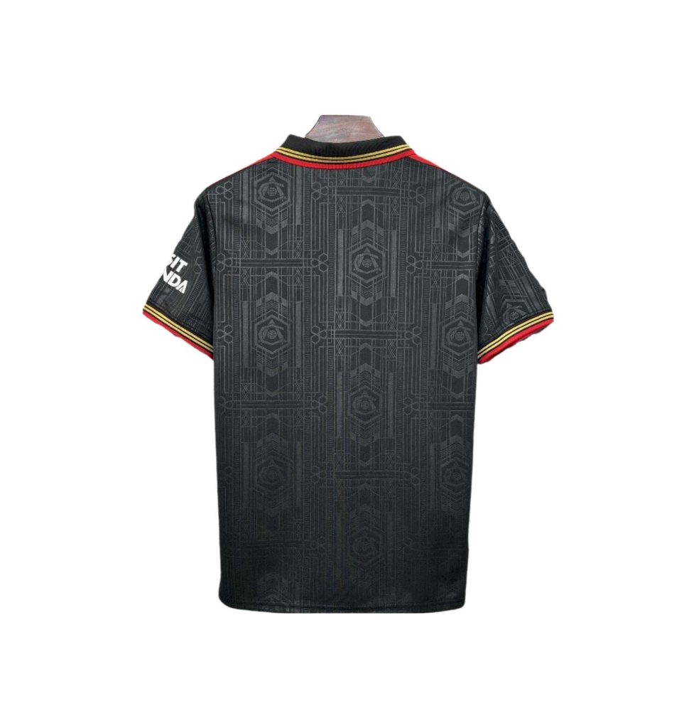 Arsenal 2025-26 Limited London Black Premium kit
