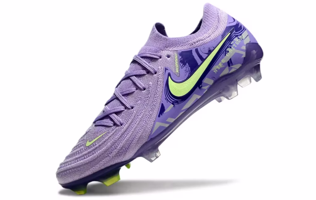 Phantom Luna 2 Elite FG Light Purple