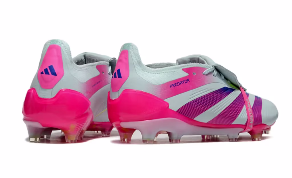 Predator 30 Elite FG Pink