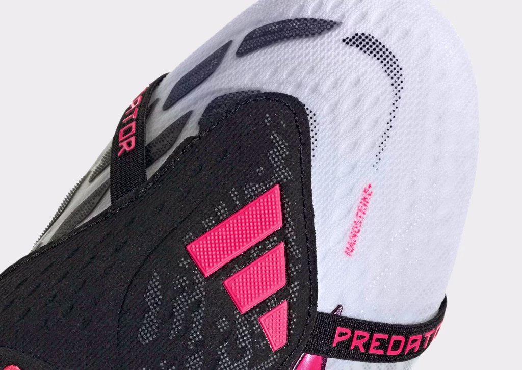 Predator Elite Fold-Over Tongue FG/TF White Red