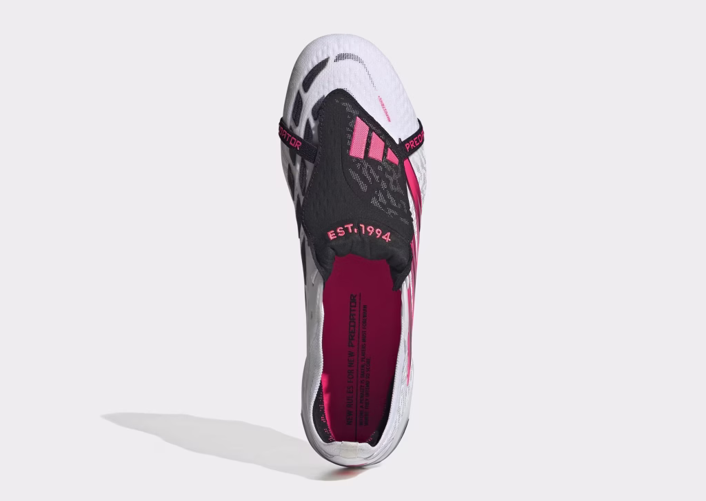Predator Elite Fold-Over Tongue FG/TF White Red