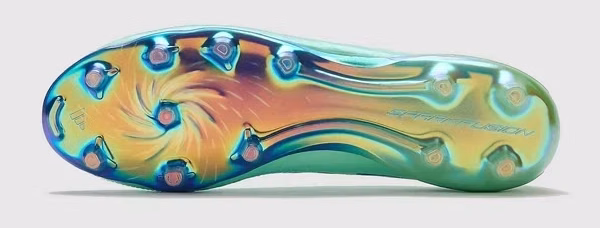 F50 Sparkfusion Elite Low FG - The Final Rush Pack